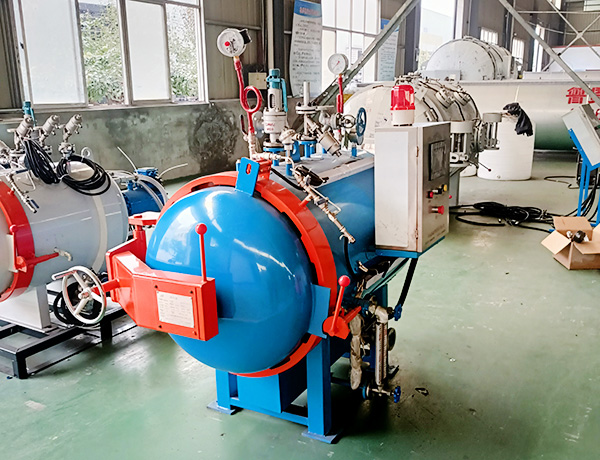 高等院校小型蒸压釜